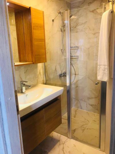 Image No.40-5 Bed Villa / Detached for sale