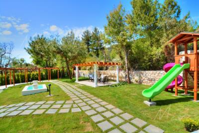 MAVI-REAL-ESTATE---Kalkan--Modern-Luxury-Villas-and-Apartments-and-Villas--for-Sale-in-Kalkan_2