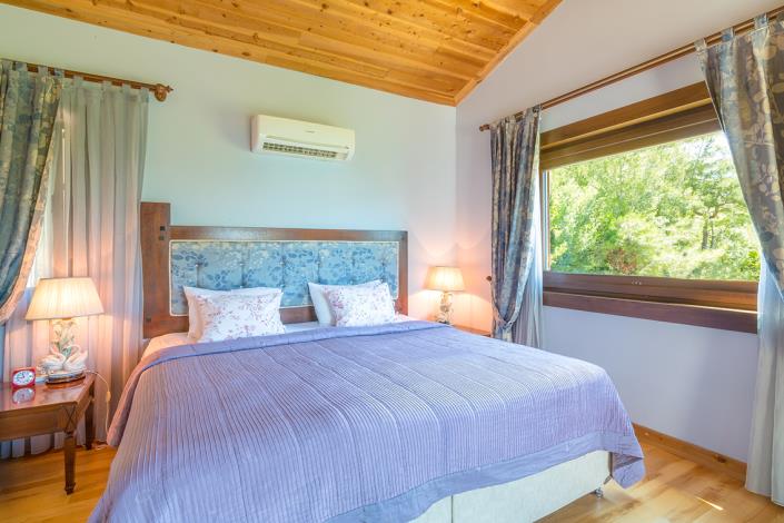 Image No.35-3 Bed Villa / Detached for sale