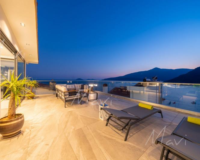 Image No.5-5 Bed Villa / Detached for sale