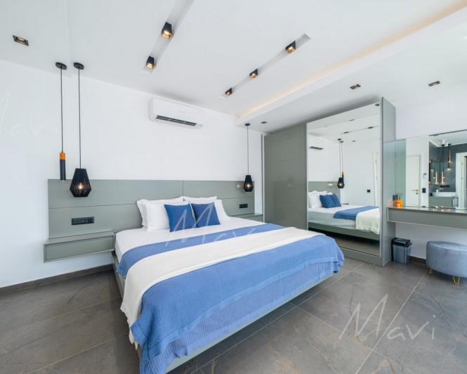 Image No.19-5 Bed Villa / Detached for sale