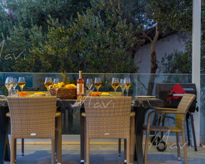 Image No.29-5 Bed Villa / Detached for sale