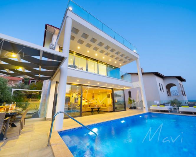 Image No.30-5 Bed Villa / Detached for sale