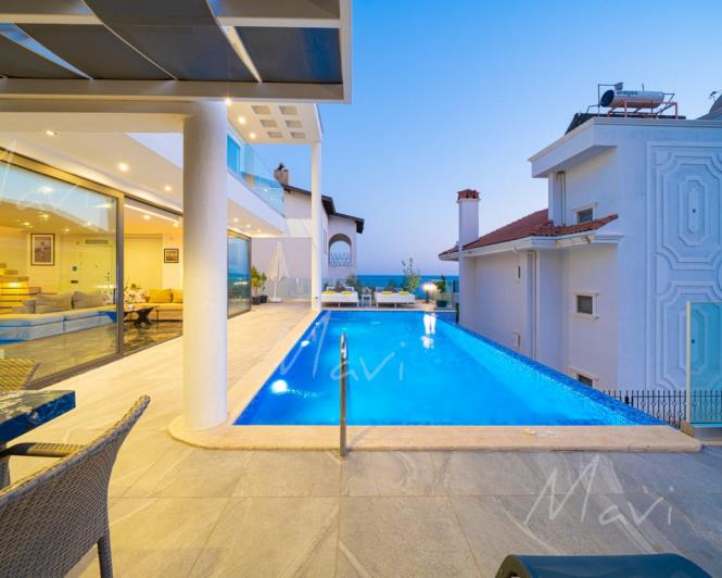 Image No.32-5 Bed Villa / Detached for sale