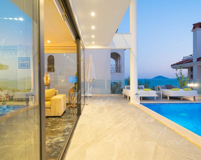 Image No.33-5 Bed Villa / Detached for sale