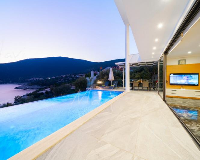 Image No.34-5 Bed Villa / Detached for sale