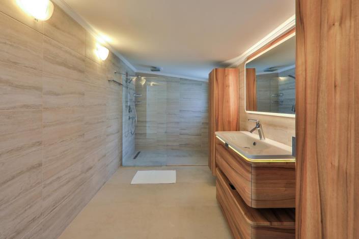 Image No.5-4 Bed Villa / Detached for sale