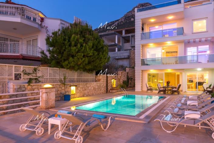 Image No.9-4 Bed Villa / Detached for sale