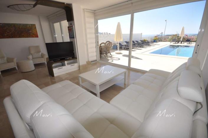 Image No.15-4 Bed Villa / Detached for sale