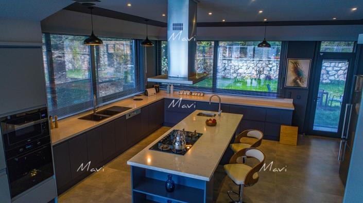 Image No.44-4 Bed Villa / Detached for sale