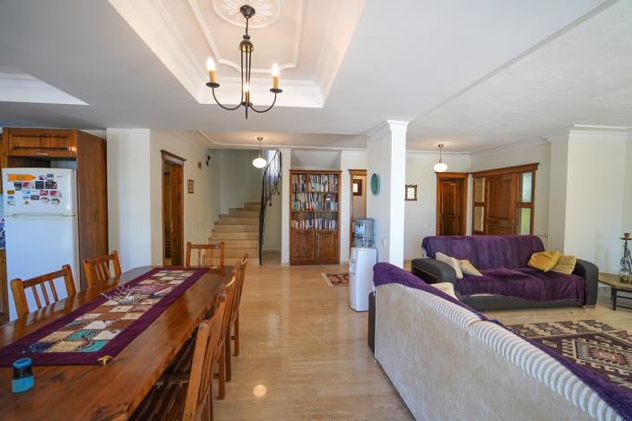 Image No.17-4 Bed Villa / Detached for sale