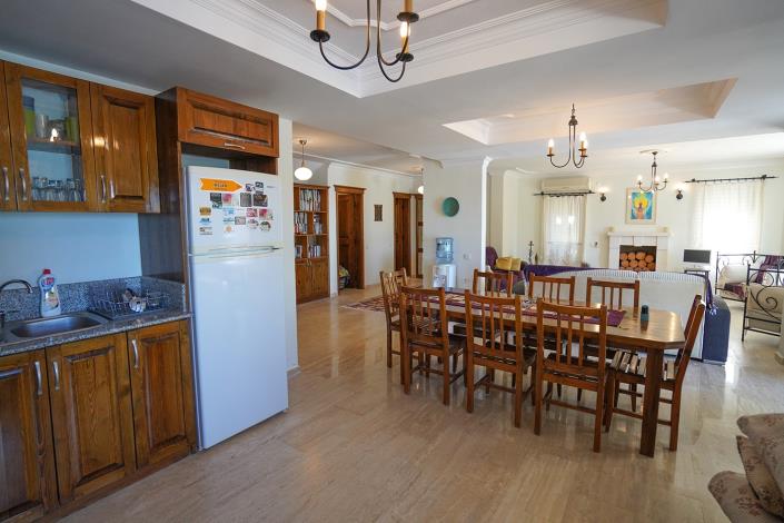 Image No.32-4 Bed Villa / Detached for sale