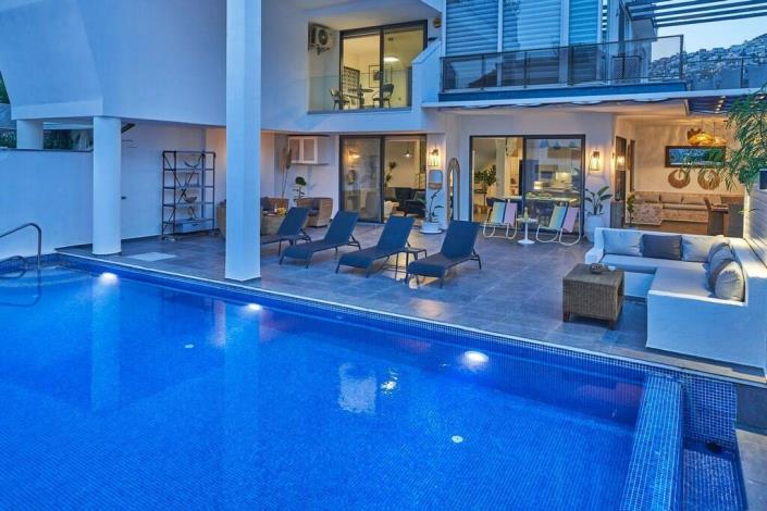 Image No.12-Appartement de 3 chambres à vendre à Kalkan