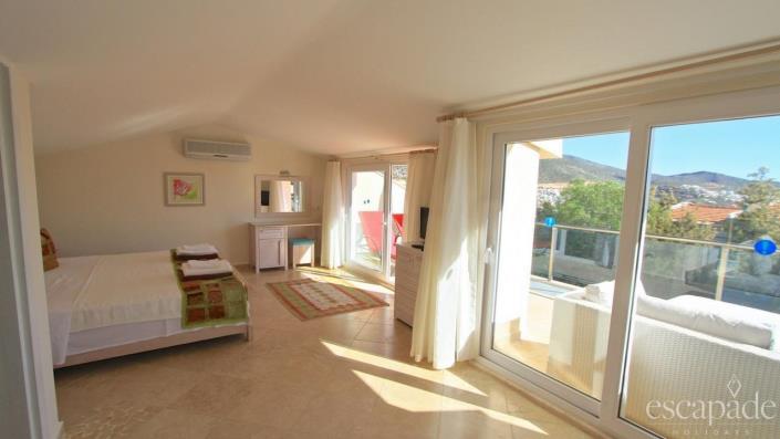 Image No.14-2 Bed Apartment for sale