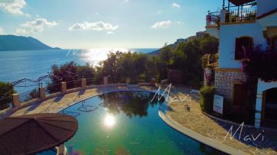 MAVI-REAL-ESTATE---Modern-Luxury-Villas-and-Apartments-and-Villas--for-Sale-in-Kas--Antalya_12