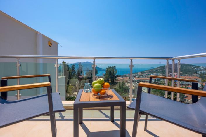 Image No.3-5 Bed Villa / Detached for sale