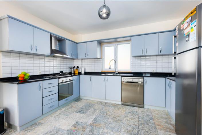 Image No.8-5 Bed Villa / Detached for sale