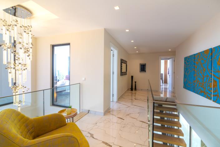 Image No.12-4 Bed Villa / Detached for sale