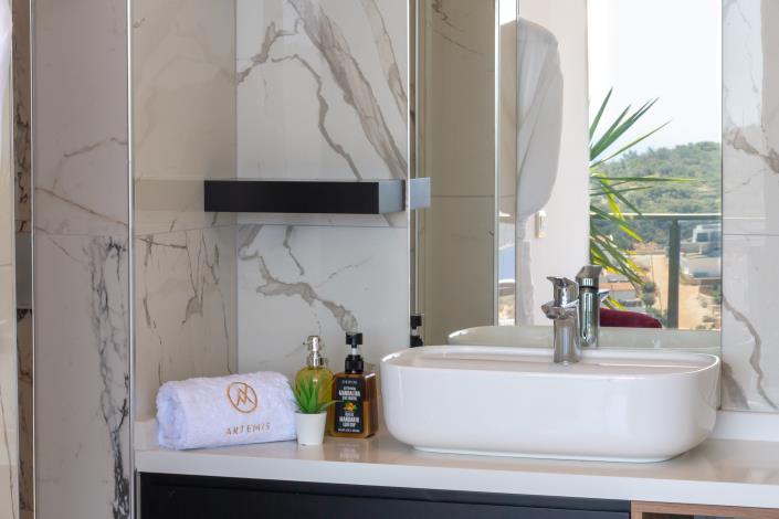 Image No.16-4 Bed Villa / Detached for sale