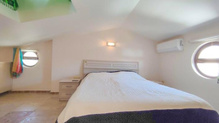 Image No.13-2 Bed Apartment for sale