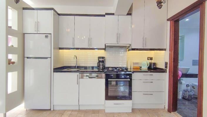 Image No.19-2 Bed Apartment for sale