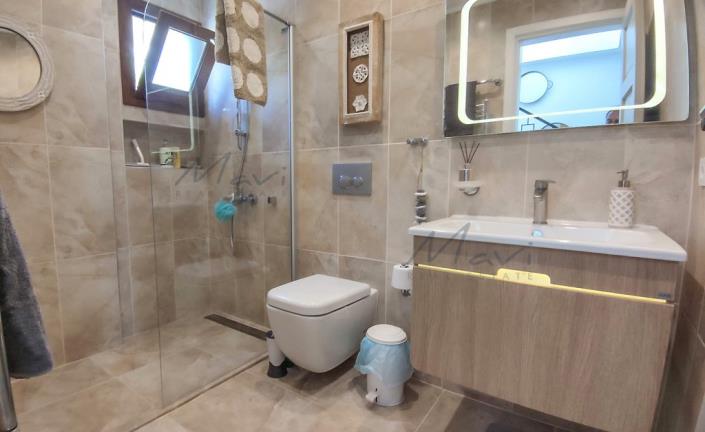 Image No.16-4 Bed Villa / Detached for sale