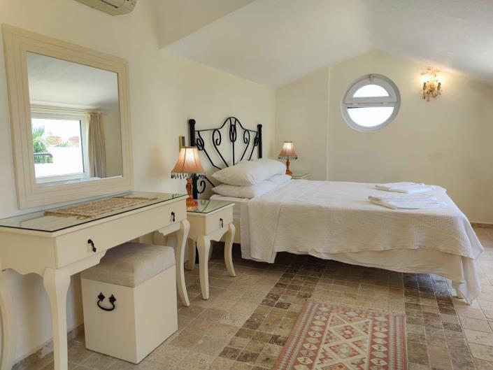 Image No.25-3 Bed Villa / Detached for sale