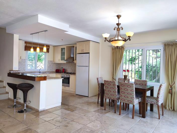 Image No.32-3 Bed Villa / Detached for sale