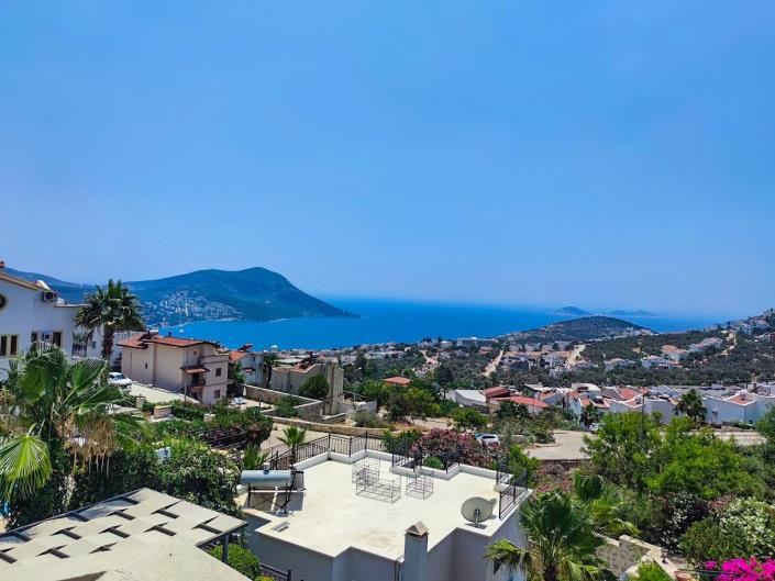 Image No.39-3 Bed Villa / Detached for sale