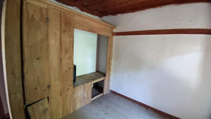 Image No.13-4 Bed Country Property for sale