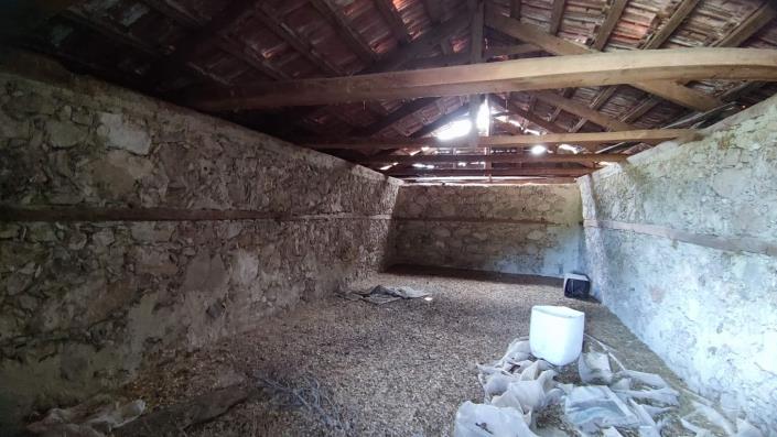 Image No.20-4 Bed Country Property for sale