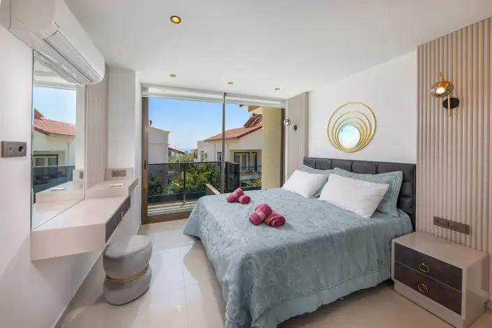 Image No.15-2 Bed Villa for sale