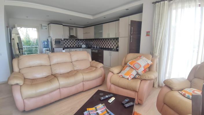 Image No.12-2 Bed Apartment for sale