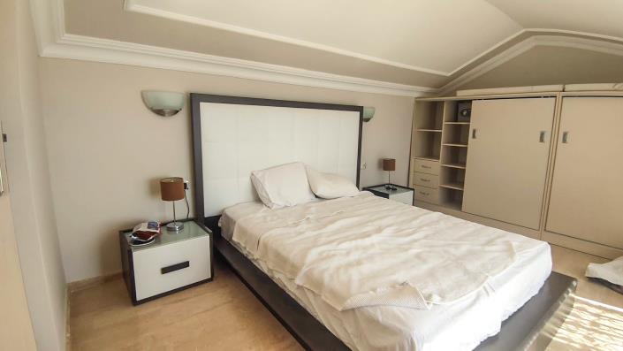 Image No.14-2 Bed Apartment for sale