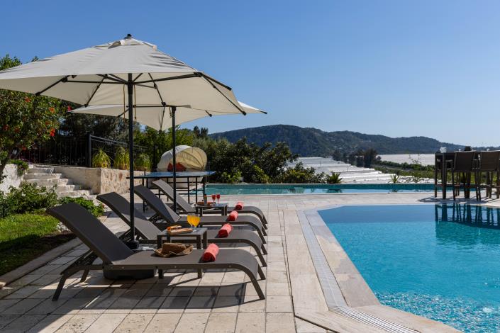 Image No.17-4 Bed Villa / Detached for sale