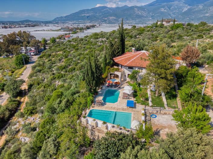 Image No.41-4 Bed Villa / Detached for sale