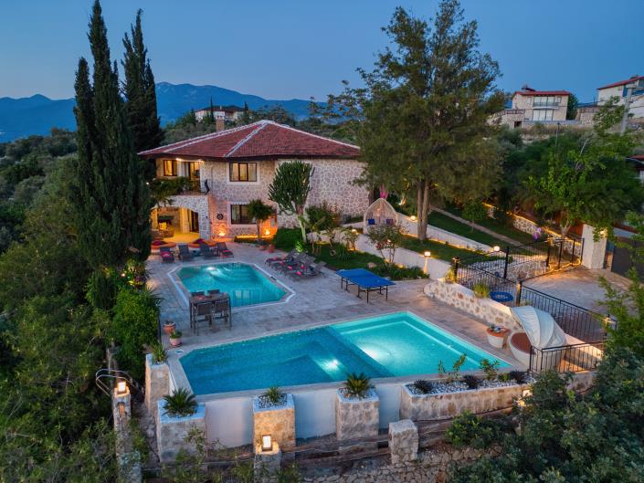 Image No.9-4 Bed Villa / Detached for sale