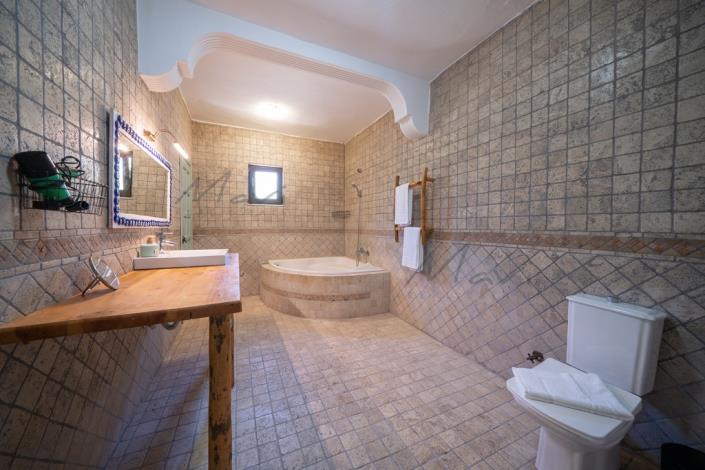 Image No.25-4 Bed Villa / Detached for sale