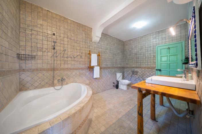 Image No.26-4 Bed Villa / Detached for sale