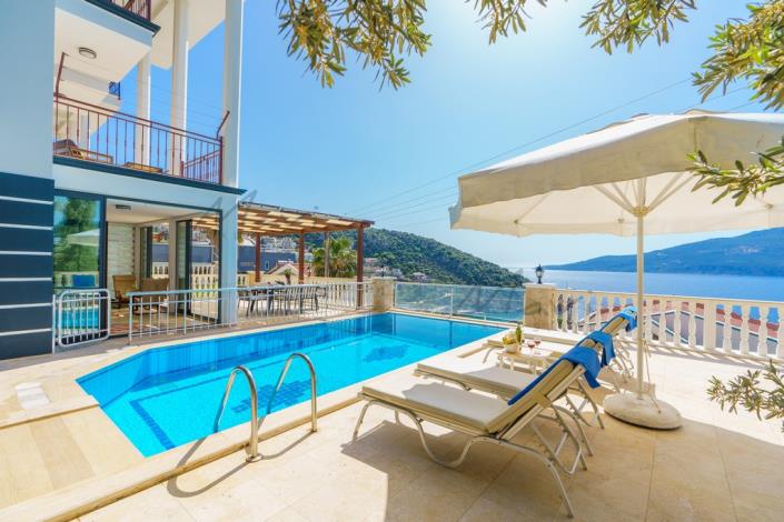 Image No.45-4 Bed Villa / Detached for sale