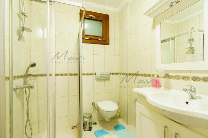 Image No.53-4 Bed Villa / Detached for sale