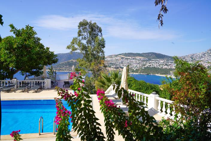 Image No.24-2 Bed Apartment for sale