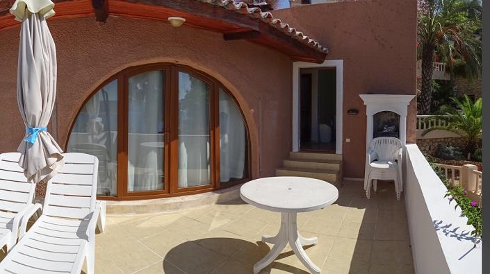 Image No.12-2 Bed Semi-Detached for sale