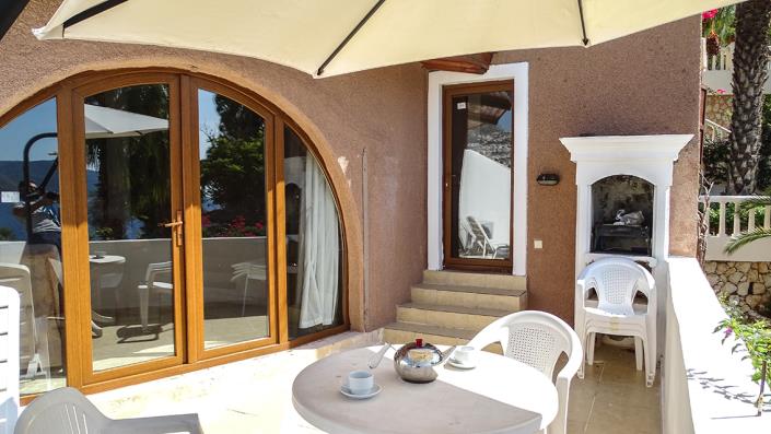 Image No.30-2 Bed Semi-Detached for sale