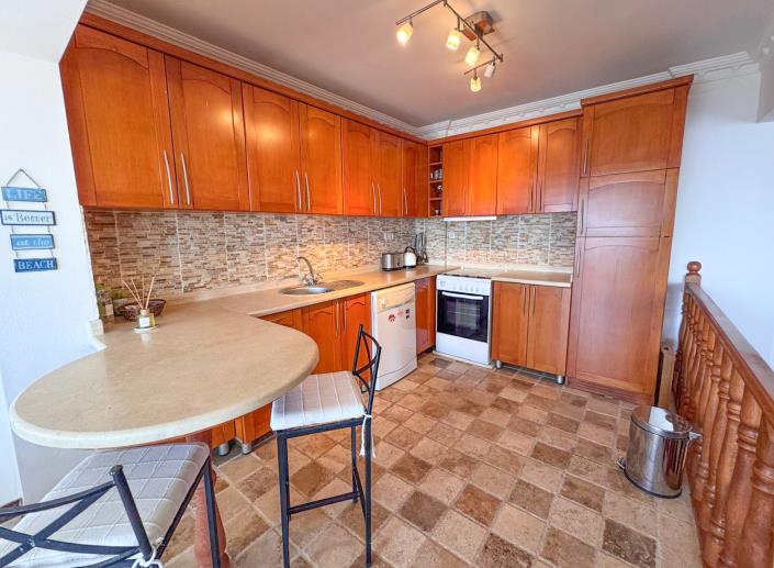 Image No.25-3 Bed Apartment for sale