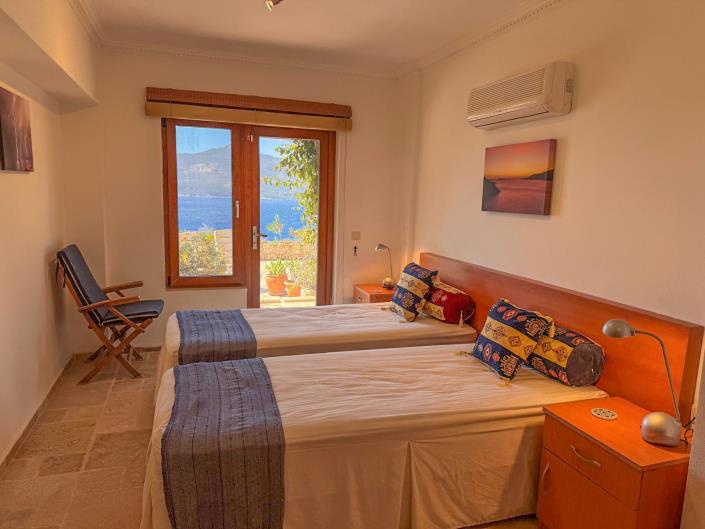 Image No.34-3 Bed Apartment for sale