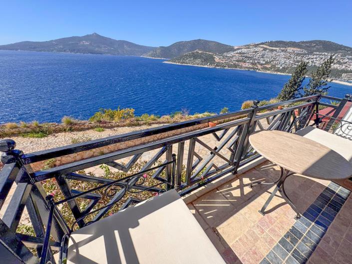 Image No.38-3 Bed Apartment for sale