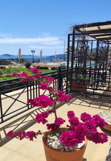 Image No.2-Appartement de 2 chambres à vendre à Kalkan