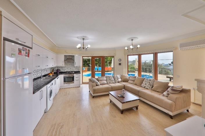 Image No.9-3 Bed Apartment for sale