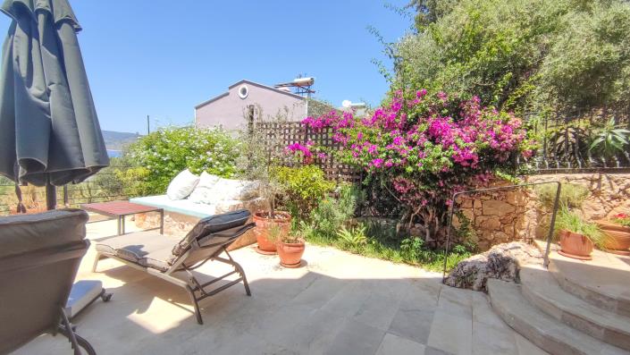 Image No.14-2 Bed Apartment for sale